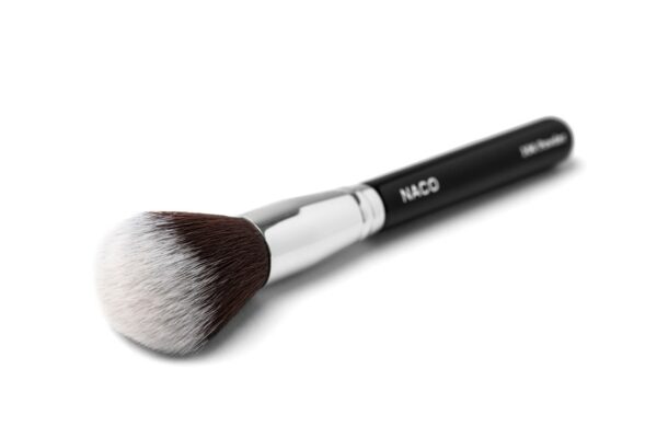 Πινέλο πούδρας Naco Powder Brush 104v απο οικολογική vegan τρίχα με ξυλινο εργονομικό γυαλιστερό βραχίονα