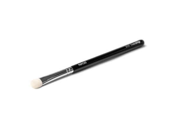 Επίπεδο, πυκνό πινέλο ματιών Naco touchup eye brush από φυσική τρίχα κατσίκας, σχεδιασμένο για μικρές περιοχές, με εργονομική λαβή