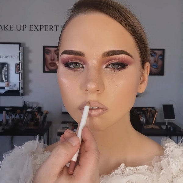 Glam Bridal Makeup Masterclass with Stavrow Brezas